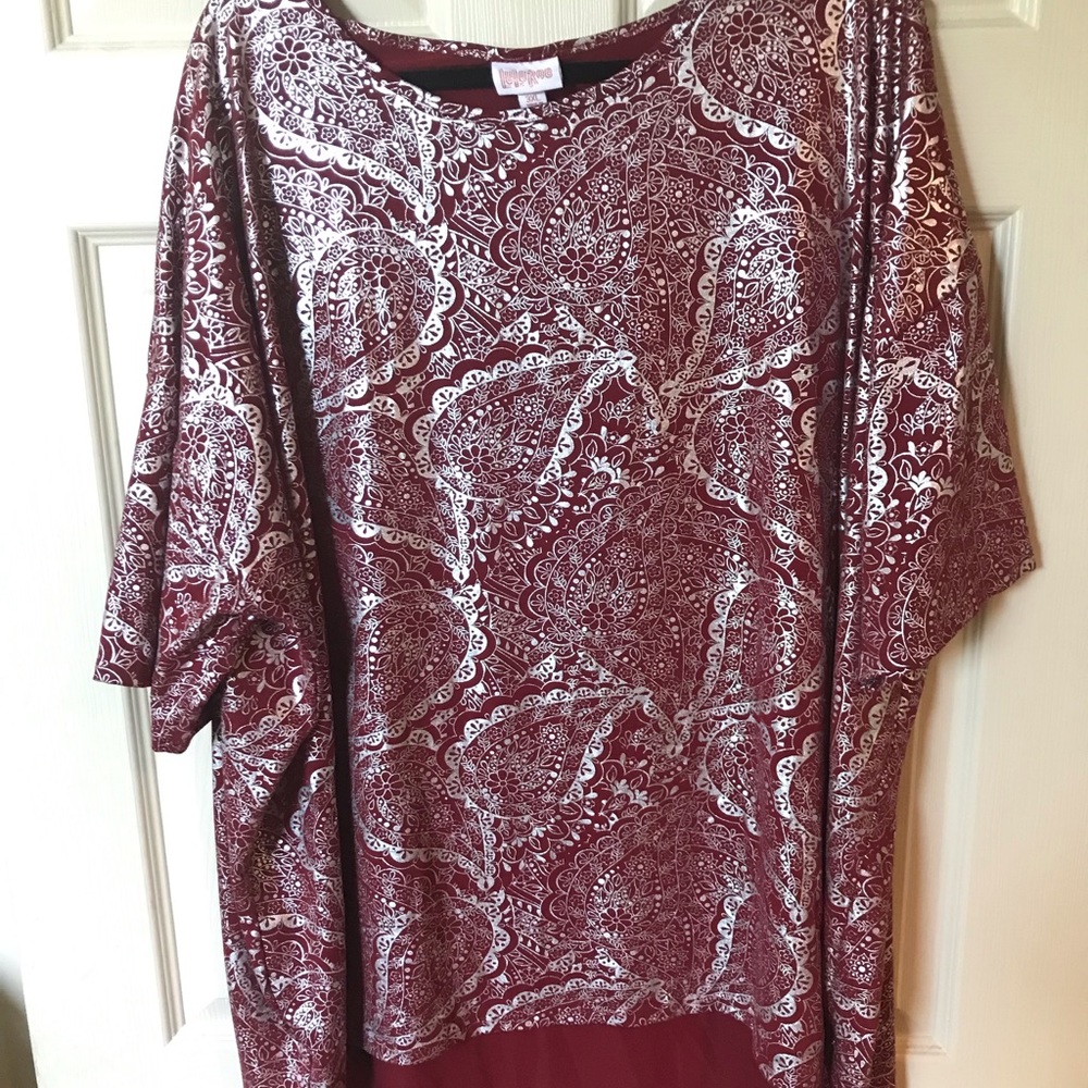 LulaRoe classic t elegant collection.  3x